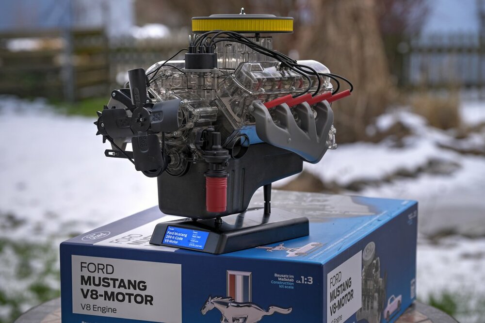 V8-Motor-001.thumb.jpg.c26ea9804a117d647661562faa415ebe.jpg