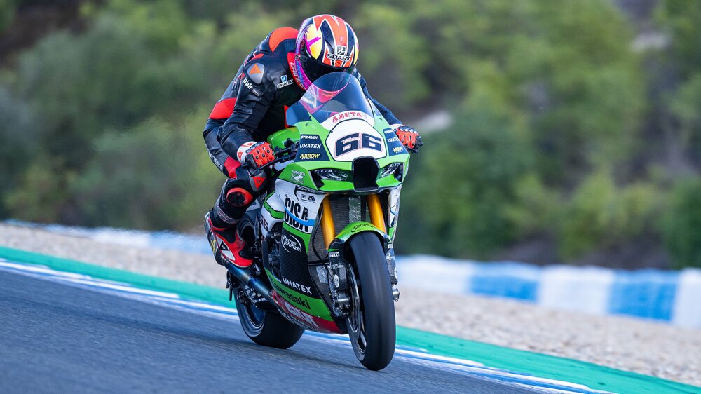 hi_00_Jerez_Test_WorldSBK_2022_December_Sykes_GB9_5717.thumb.jpg.a1c7145b534ce674541ef5ca8f3ae53b.jpg